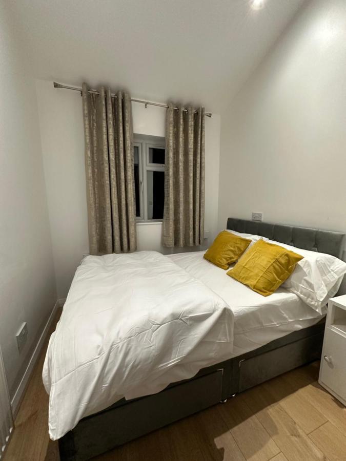 Keedonwood Road Bromley, Rooms With Free Wifi Экстерьер фото